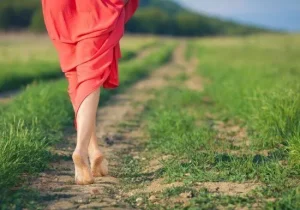 المشى حافيا فى المنام