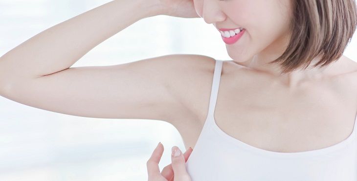 الشعر في الابط في المنام